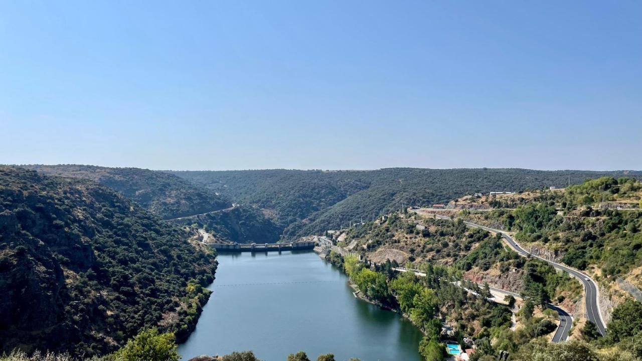 Pensao Vista Bela Hotel Miranda do Douro Eksteriør billede